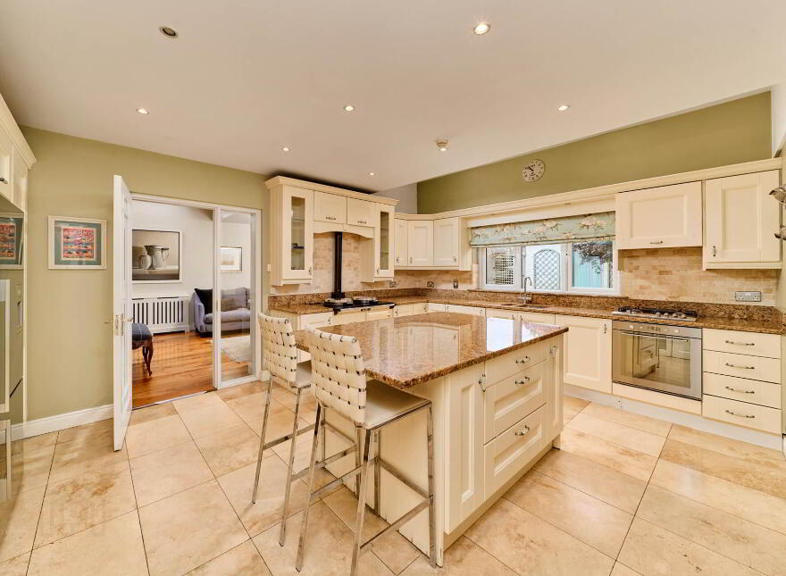 12 Oakleigh, Swan Lane, Balreask Old, Navan, C15X215