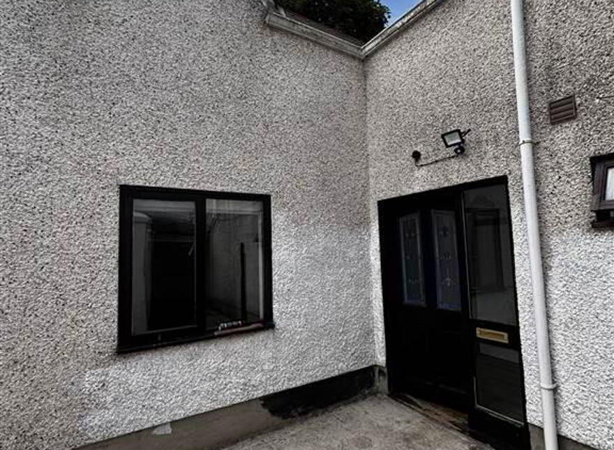 91a Princetown Road, Bangor, BT20 3TG photo