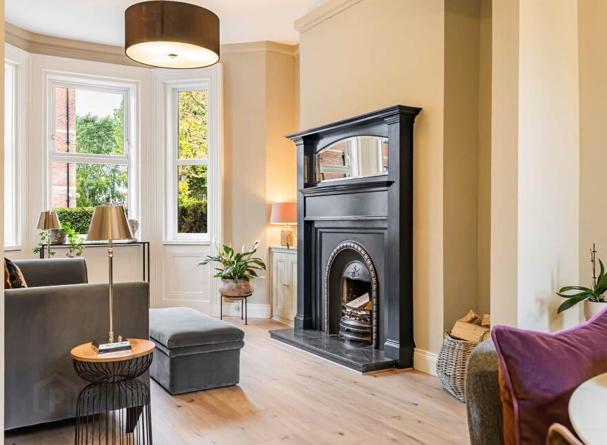 280 Woodstock Road, Belfast, BT6 9DN