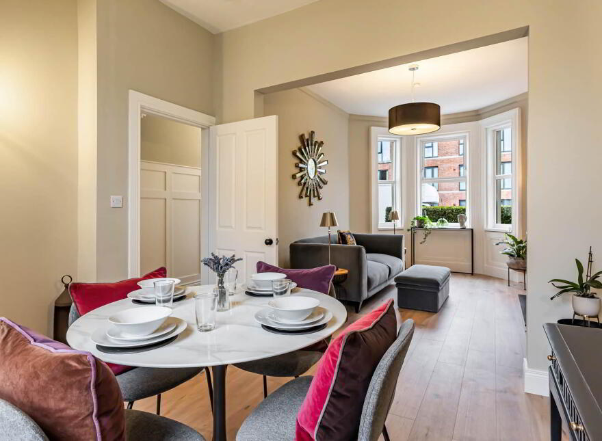 280 Woodstock Road, Belfast, BT6 9DN