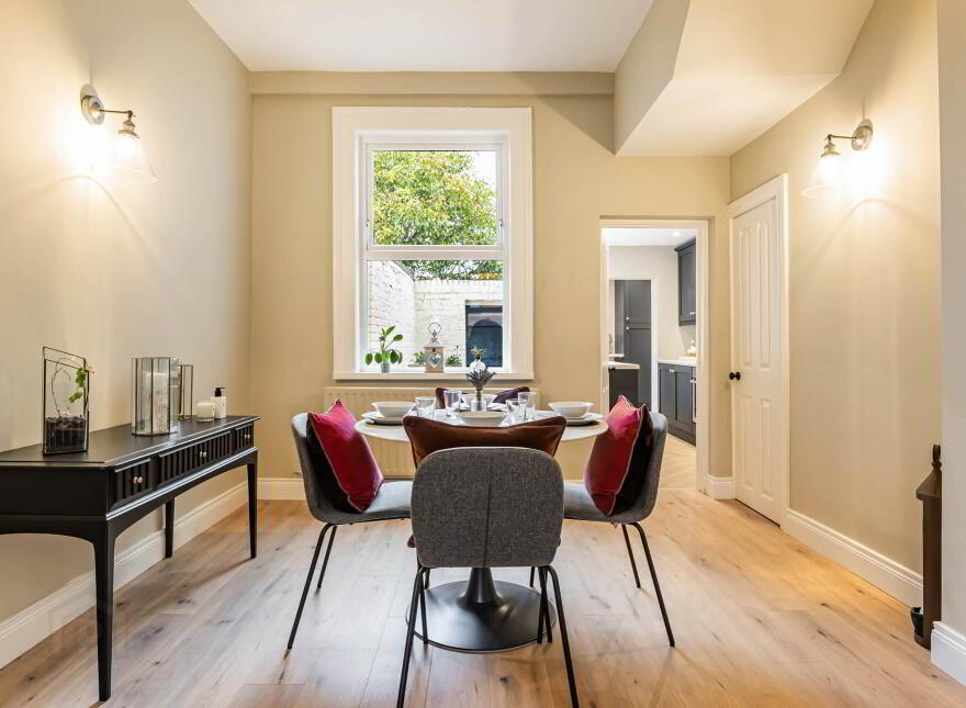 280 Woodstock Road, Belfast, BT6 9DN