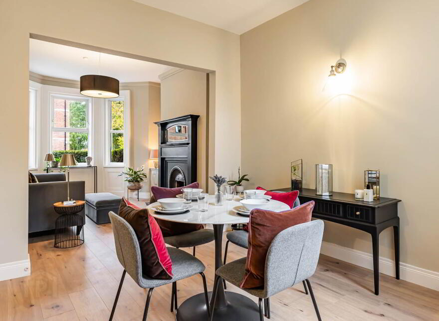 280 Woodstock Road, Belfast, BT6 9DN