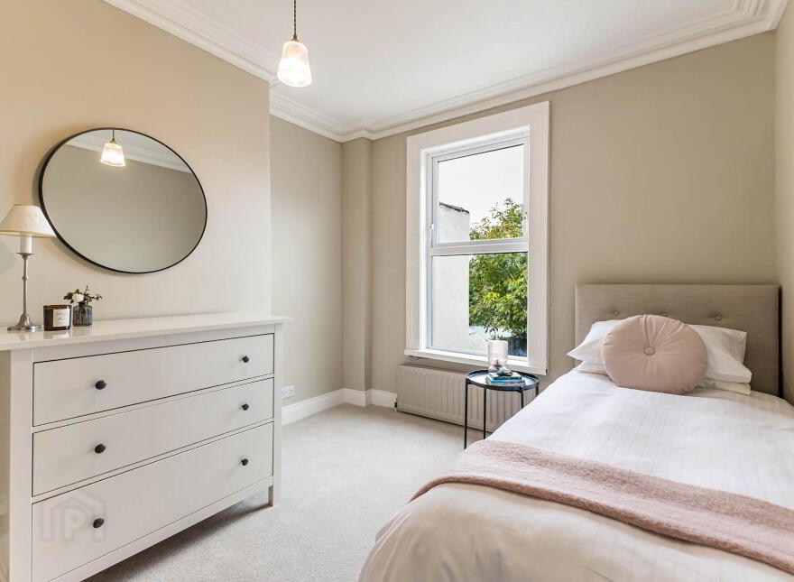 280 Woodstock Road, Belfast, BT6 9DN