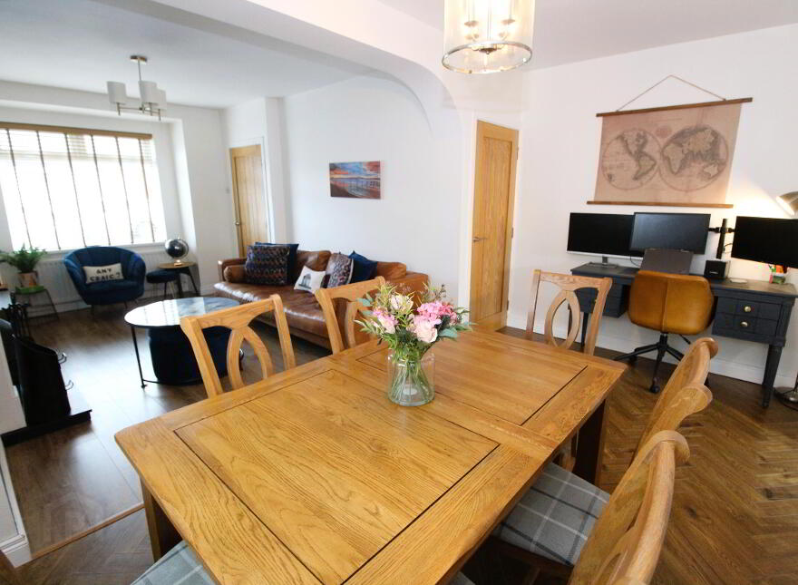 43 Warren Park Drive, Lisburn, BT28 1HF