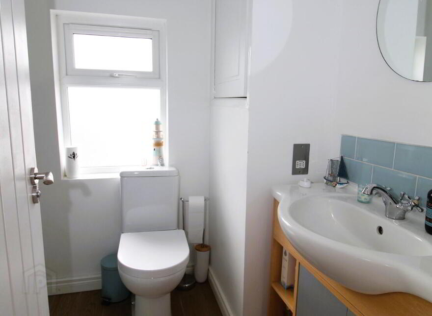 43 Warren Park Drive, Lisburn, BT28 1HF