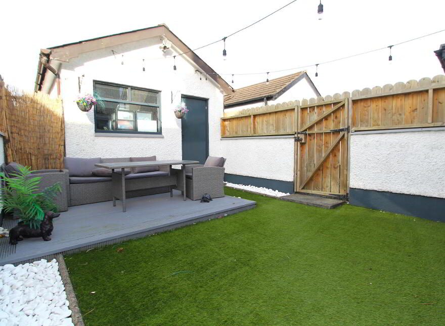 43 Warren Park Drive, Lisburn, BT28 1HF