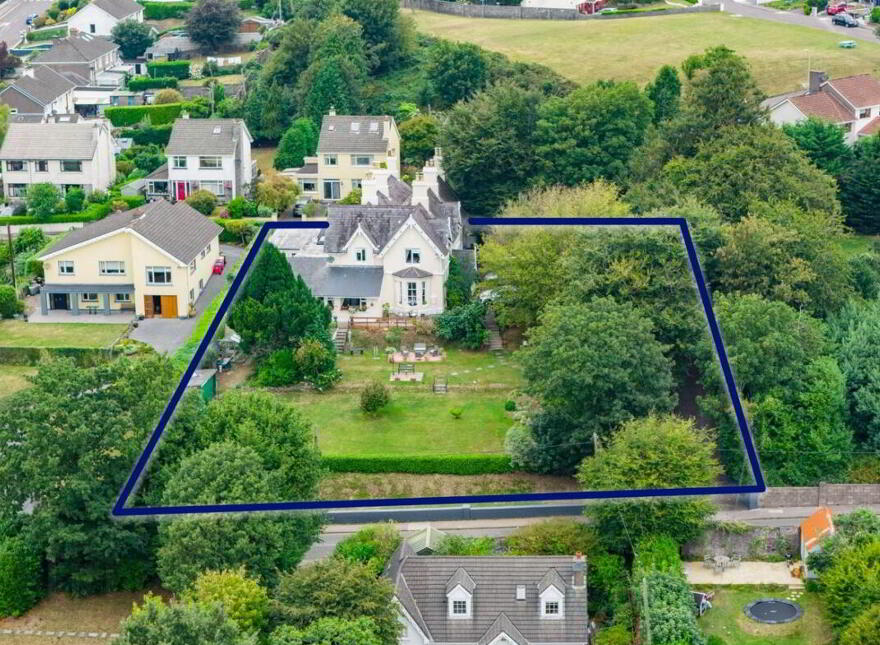 Robin Hill, Lake Road, Cobh