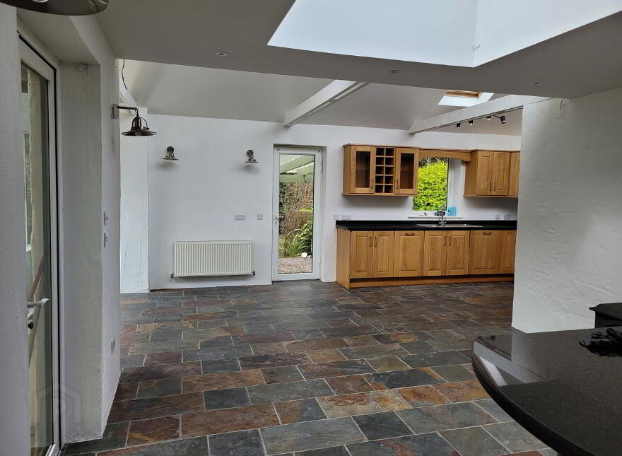 Bruagh Rí, Coad, Westcove, Caherdaniel, V93VY50