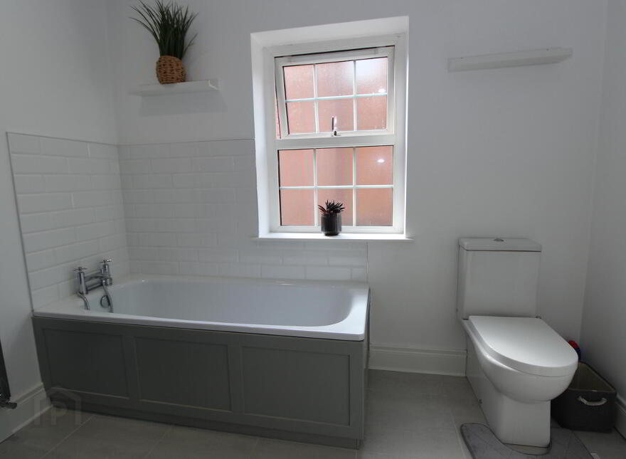 5 Linen Lane, Dromore, BT25 1TX