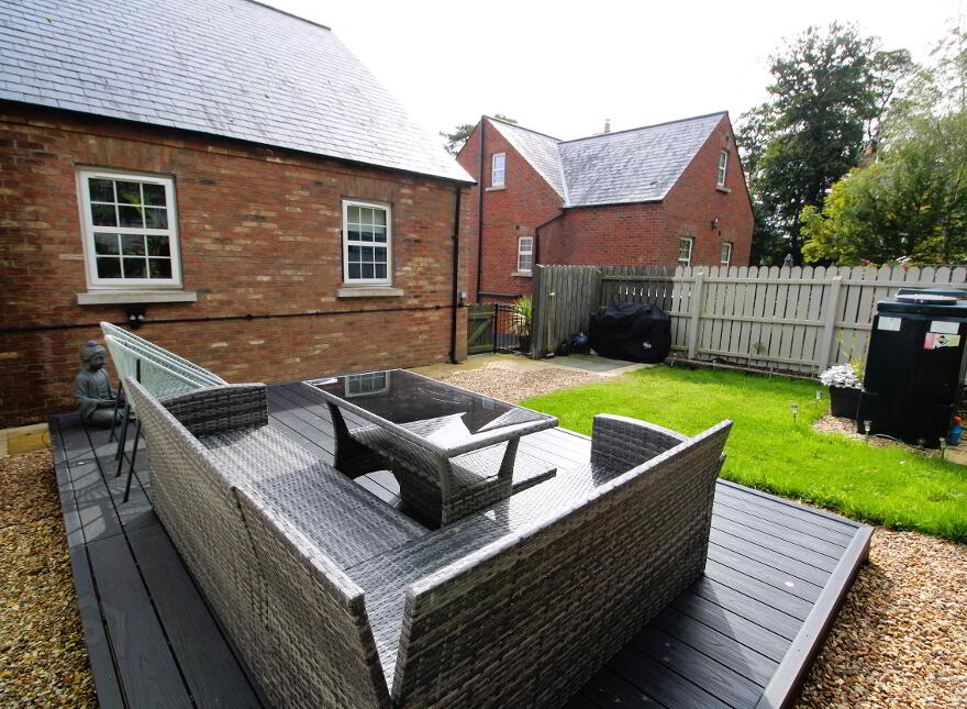 5 Linen Lane, Dromore, BT25 1TX