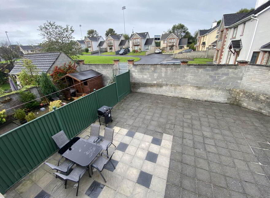 44 Inis Orga, Sixmilebridge
