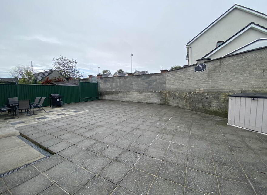 44 Inis Orga, Sixmilebridge