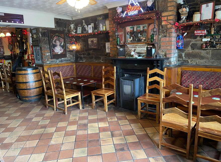 The Imperial Bar & Lounge, 27 Upper Careys Road, V94R83P