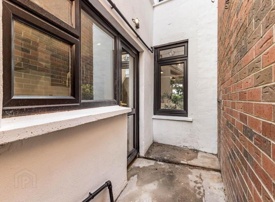 1 Donard Street, Ravenhill, Belfast, BT6 8EJ