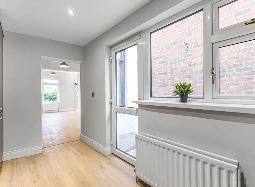 1 Donard Street, Ravenhill, Belfast, BT6 8EJ