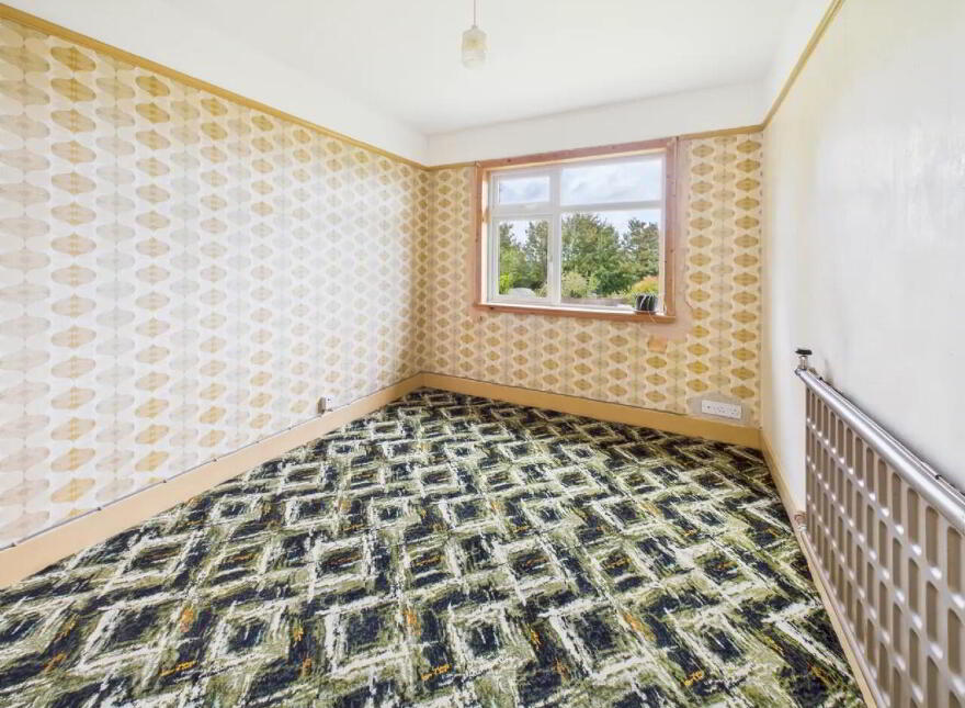Nenagh Road, Borrisokane, E45E142