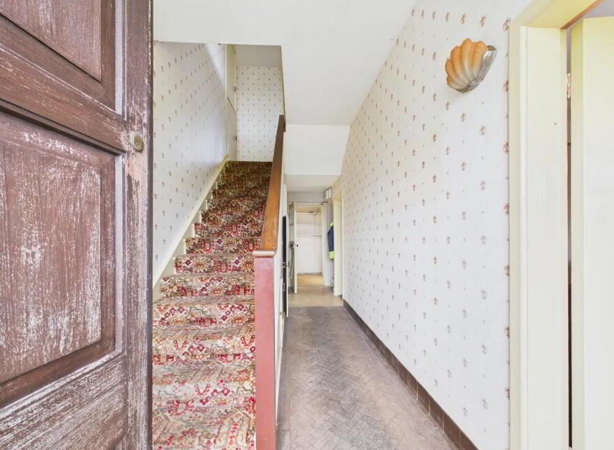 Nenagh Road, Borrisokane, E45E142