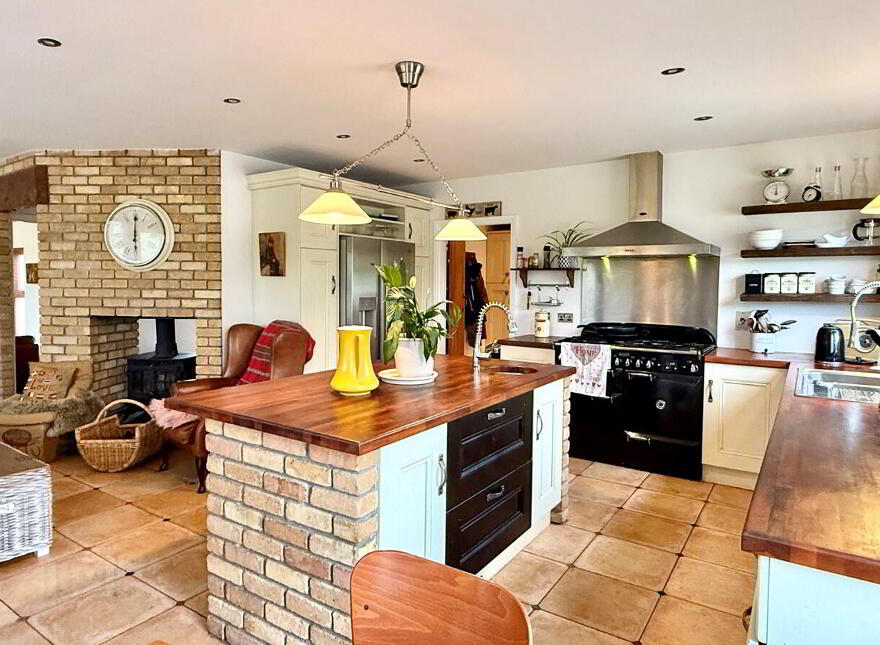 42c Circular Road, Banbridge, BT32 5LD