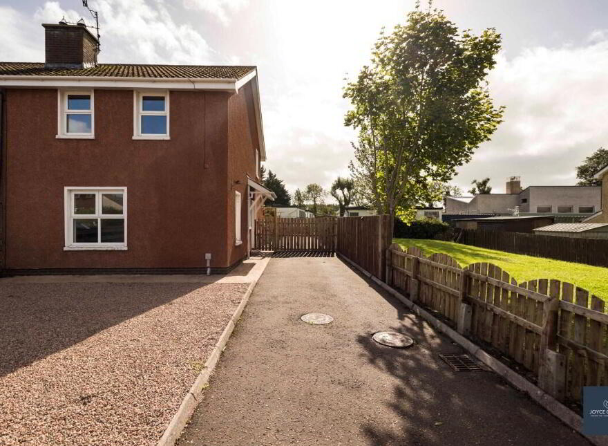 10 Bayview Park, Gawleys Gate, Craigavon, BT67 0BX