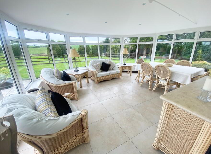 Lazy Acres, 2a Brague Road, Banbridge, BT32 5JZ