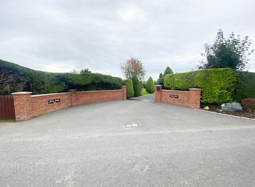 Lazy Acres, 2a Brague Road, Banbridge, BT32 5JZ
