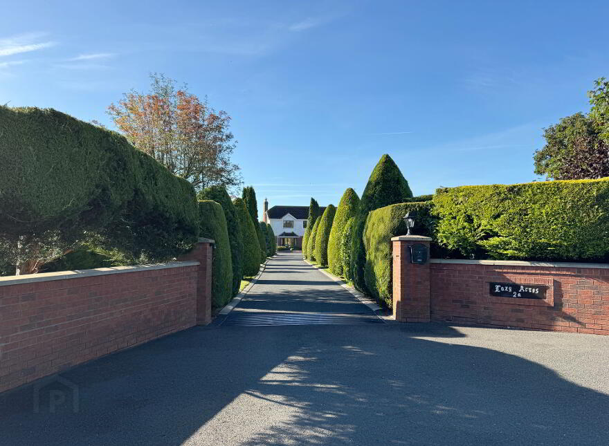 Lazy Acres, 2a Brague Road, Banbridge, BT32 5JZ