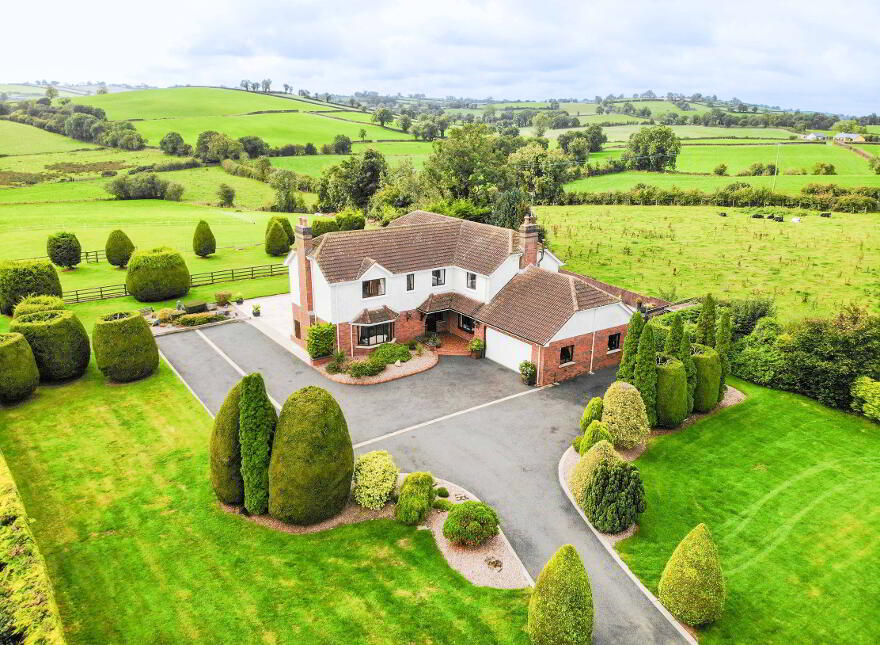 Lazy Acres, 2a Brague Road, Banbridge, BT32 5JZ