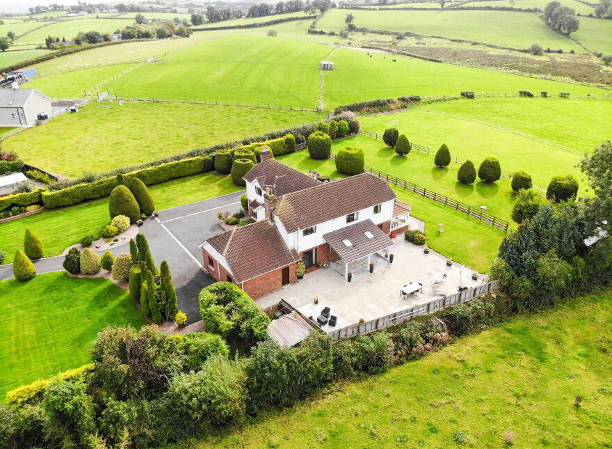 Lazy Acres, 2a Brague Road, Banbridge, BT32 5JZ