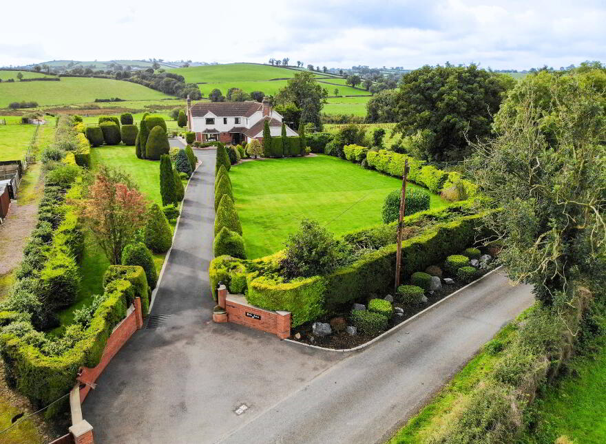 Lazy Acres, 2a Brague Road, Banbridge, BT32 5JZ