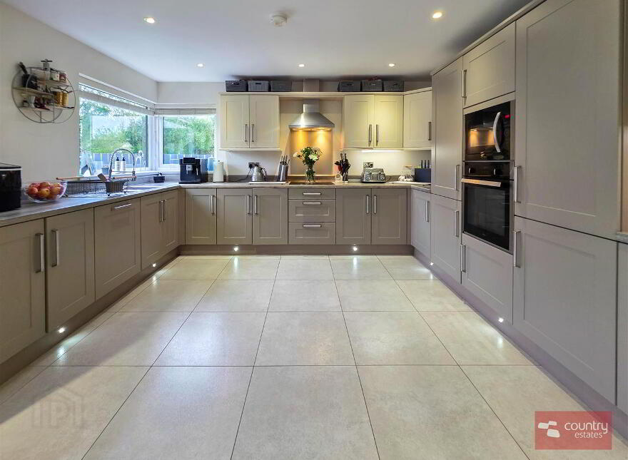 42e Bernice Road, Templepatrick, Newtownabbey, BT36 4QZ