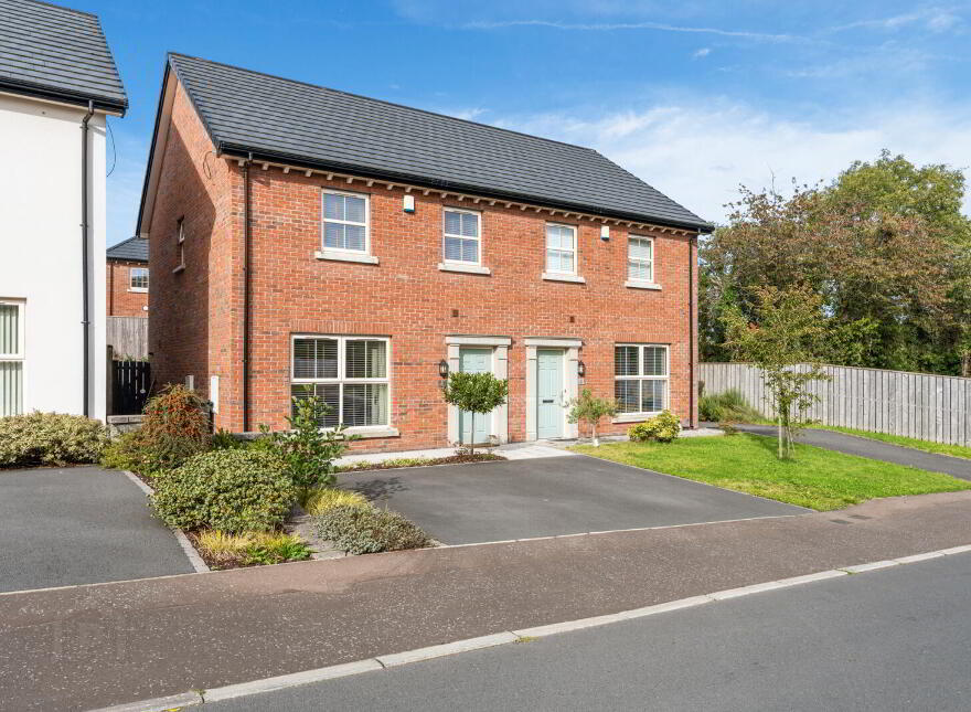 22 Helens Wood Place, Bangor, BT19 1GQ