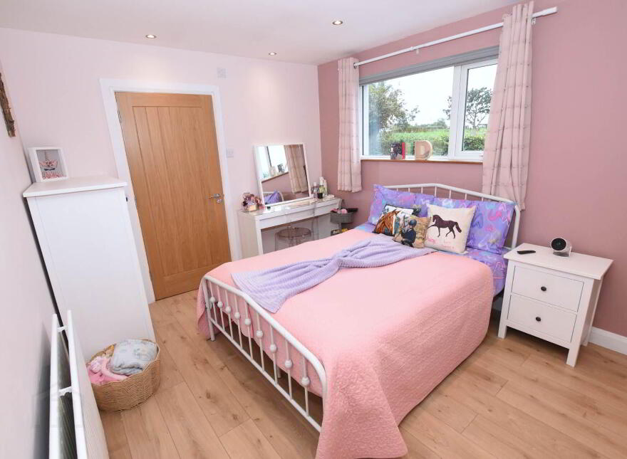 Seaview, Ballywhiskin Road, Millisle, Newtownards, BT22 2JL