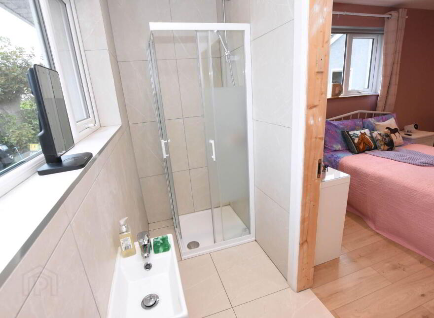 Seaview, Ballywhiskin Road, Millisle, Newtownards, BT22 2JL