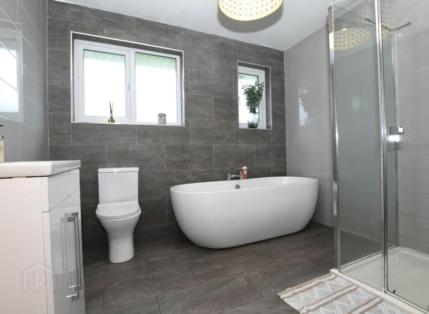 Seaview, Ballywhiskin Road, Millisle, Newtownards, BT22 2JL