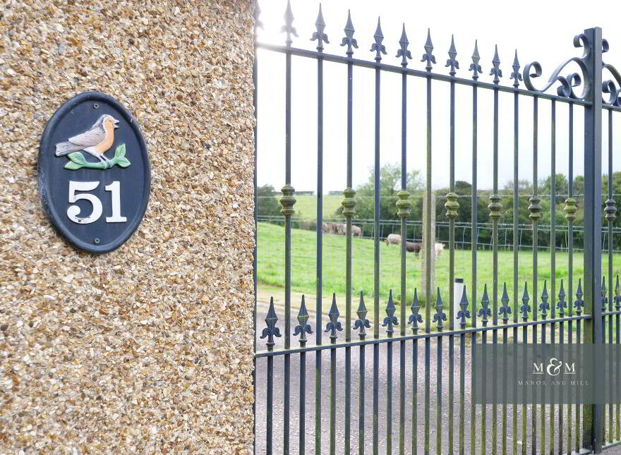 51 Leverogue Road, Lisburn, BT27 5PP