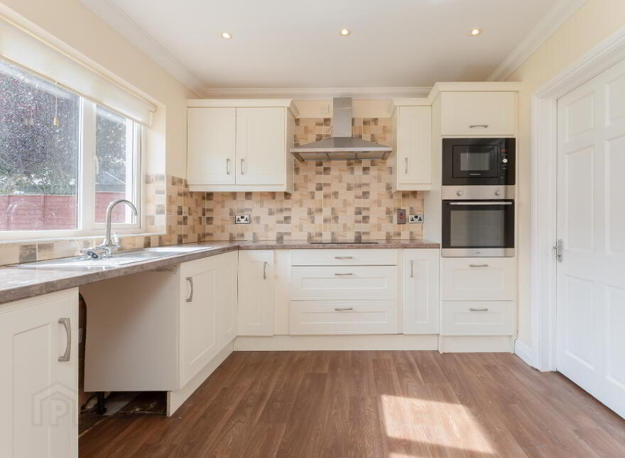 19 The Park, Liffey Hall, Newbridge, Kildare, W12RK59