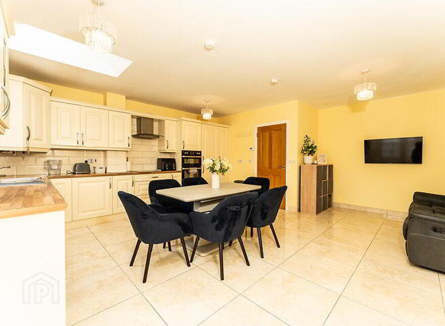 56 Allenwood, Tullyallen, A92C6FT