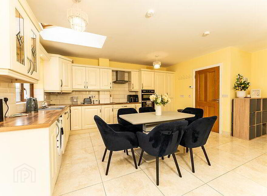 56 Allenwood, Tullyallen, A92C6FT
