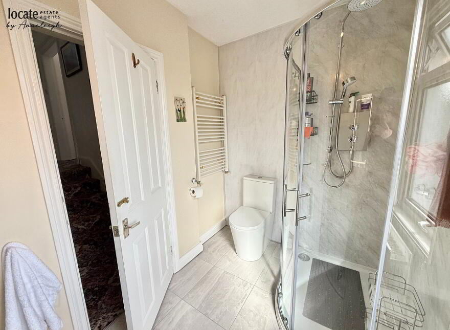 6 Nicholson Terrace, Derry, BT48 7LW