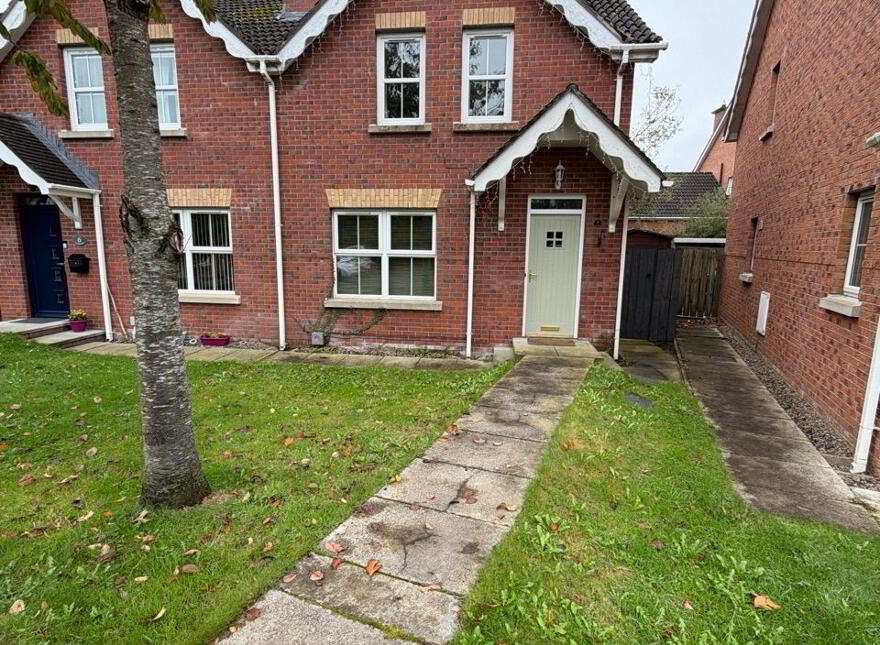 7 Carnbeg Dale, Antrim, BT41 4RE