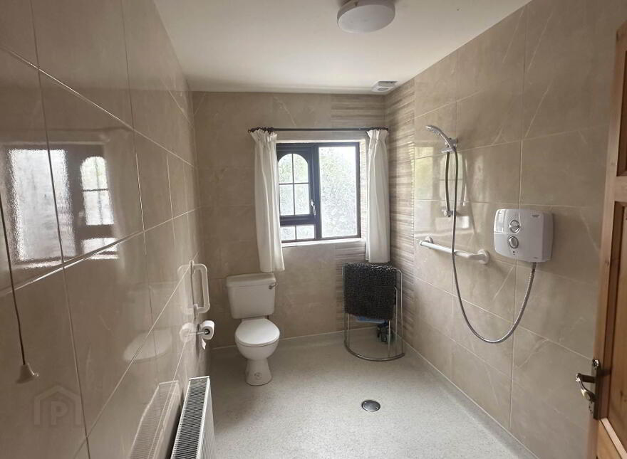 Convent Road, Carndonagh, F93W3RF