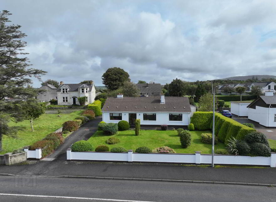 Convent Road, Carndonagh, F93W3RF