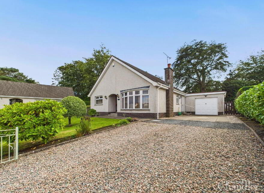 15 Rockmount Close, Saintfield, Ballynahinch, BT24 7AW