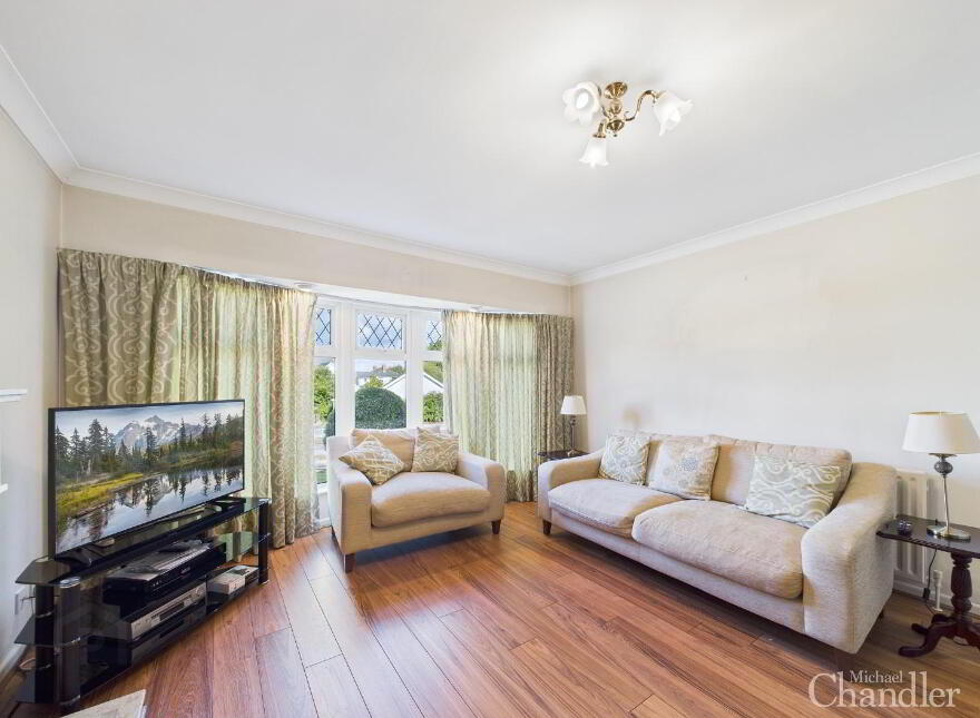 15 Rockmount Close, Saintfield, Ballynahinch, BT24 7AW