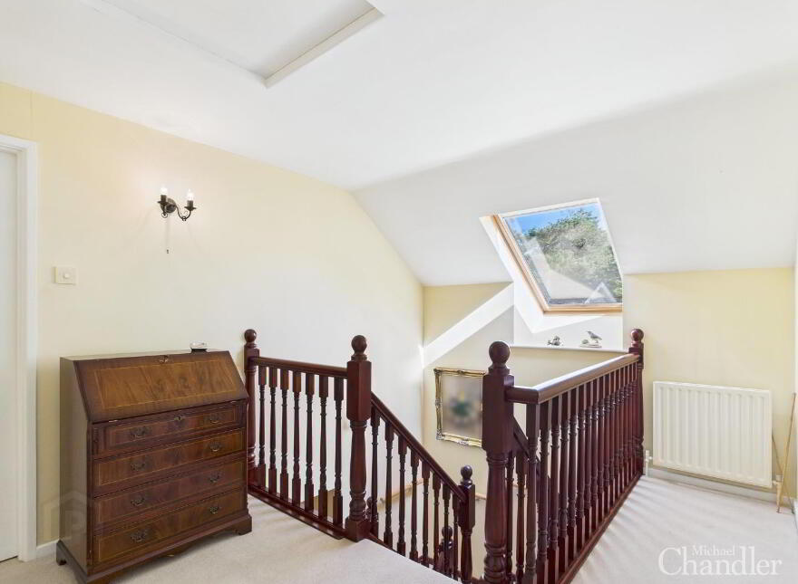 15 Rockmount Close, Saintfield, Ballynahinch, BT24 7AW