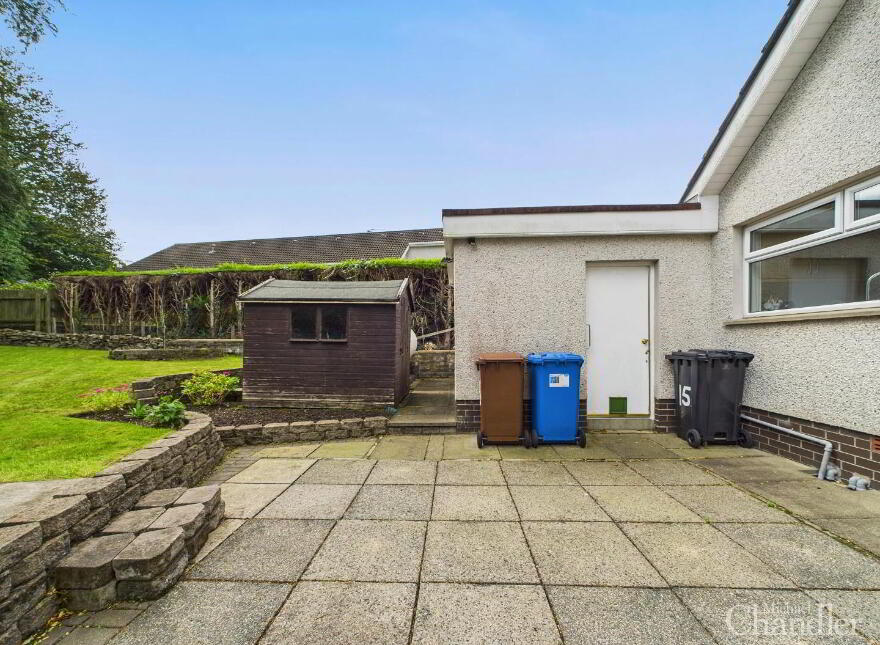 15 Rockmount Close, Saintfield, Ballynahinch, BT24 7AW