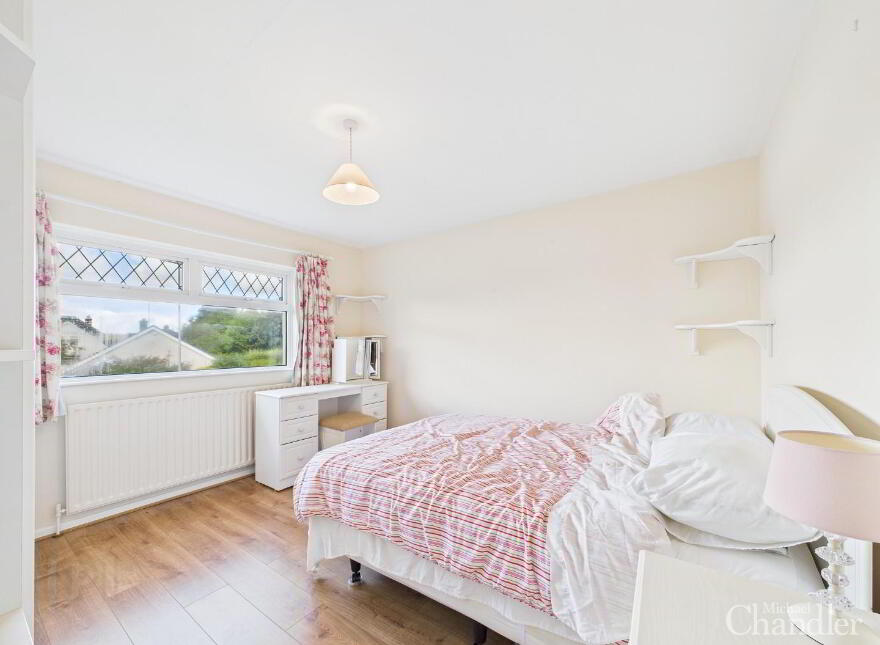 15 Rockmount Close, Saintfield, Ballynahinch, BT24 7AW