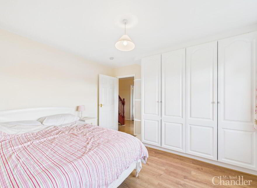 15 Rockmount Close, Saintfield, Ballynahinch, BT24 7AW