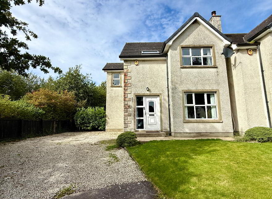 26 Dunnalong Manor., Brady, BT82 0EQ