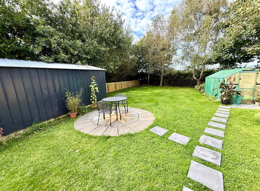 26 Dunnalong Manor., Brady, BT82 0EQ